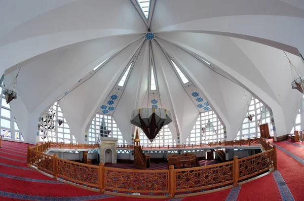Τζαμί Merkez Βρίσκεται Στην Ακακόκα Της Τουρκίας Και Διαθέτει Σύγχρονη — Φωτογραφία Αρχείου