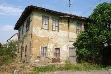 Türkiye 'nin Duzce kentinde yer alan Konuralp ilçesi antik bir yerleşim birimidir..