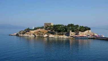 Aydn, Türkiye 'de yer alan Kusadasi ilçesi önemli bir turizm merkezidir..