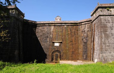 Osmanlı Dönemi 'nde inşa edilen barajlar İstanbul' a su taşımak için yaygın olarak kullanıldı. 