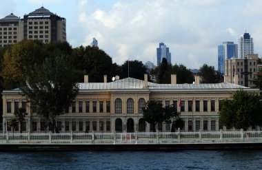 Tarihsel ve doğal zenginliğiyle Boğaz, dünyanın en önemli turizm merkezlerinden biridir..