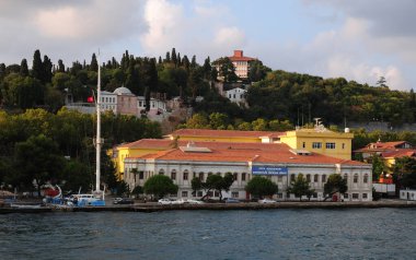 Tarihsel ve doğal zenginliğiyle Boğaz, dünyanın en önemli turizm merkezlerinden biridir..