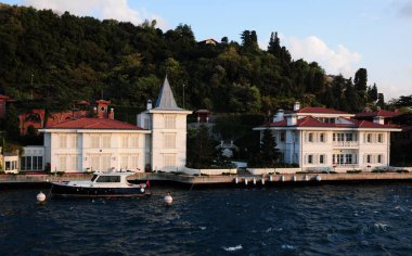 Tarihsel ve doğal zenginliğiyle Boğaz, dünyanın en önemli turizm merkezlerinden biridir..