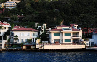 Tarihsel ve doğal zenginliğiyle Boğaz, dünyanın en önemli turizm merkezlerinden biridir..
