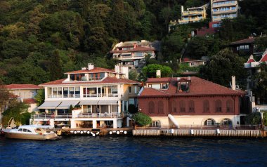 Tarihsel ve doğal zenginliğiyle Boğaz, dünyanın en önemli turizm merkezlerinden biridir..