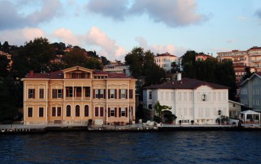 Tarihsel ve doğal zenginliğiyle Boğaz, dünyanın en önemli turizm merkezlerinden biridir..