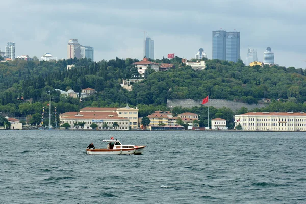 Bosporus Met Zijn Historische Natuurlijke Rijkdom Een Van Belangrijkste Toeristische — Stockfoto