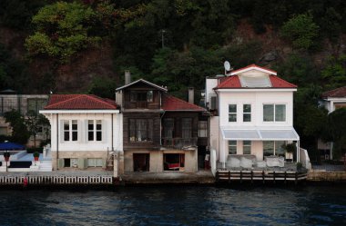 Tarihsel ve doğal zenginliğiyle Boğaz, dünyanın en önemli turizm merkezlerinden biridir..