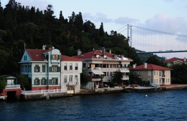 Tarihsel ve doğal zenginliğiyle Boğaz, dünyanın en önemli turizm merkezlerinden biridir..