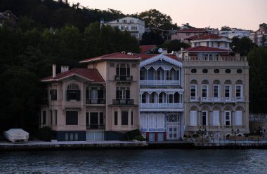 Tarihsel ve doğal zenginliğiyle Boğaz, dünyanın en önemli turizm merkezlerinden biridir..