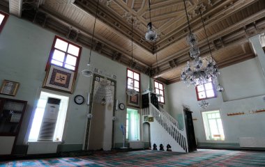 İstanbul, Türkiye 'de yer alan Abbas Ağa Camii 16. yüzyılda inşa edilmiştir. Mimar Sinan tarafından inşa edildi..