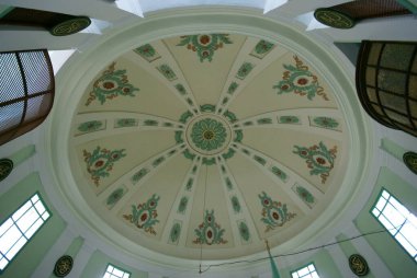 İstanbul, Türkiye 'de yer alan Asariye Camii 1839 yılında inşa edildi..