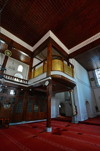 阿拉普清真寺位于土耳其伊斯坦布尔 从一座旧教堂改为一座清真寺 它被认为是在8世纪建造的 — 图库照片