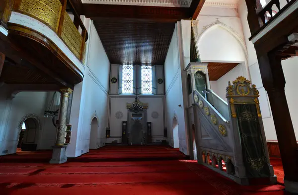 Ubicada Estambul Turquía Mezquita Arap Fue Convertida Una Antigua Iglesia — Foto de Stock