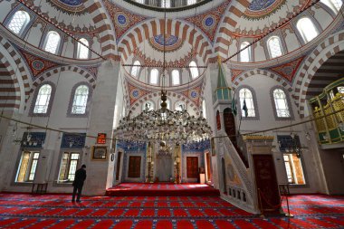 İstanbul, Türkiye 'de bulunan Atik Valide Camii ve Kompleksi 16. yüzyılda Mimar Sinan tarafından inşa edildi..