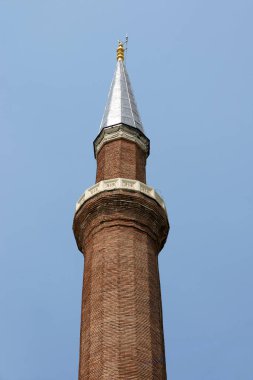 İstanbul, Türkiye 'de yer alan Ayasofya Kilisesi 532-537 yılları arasında inşa edilmiştir. İstanbul 'un fethinden sonra, 1453 yılında bir camiye dönüştürüldü..