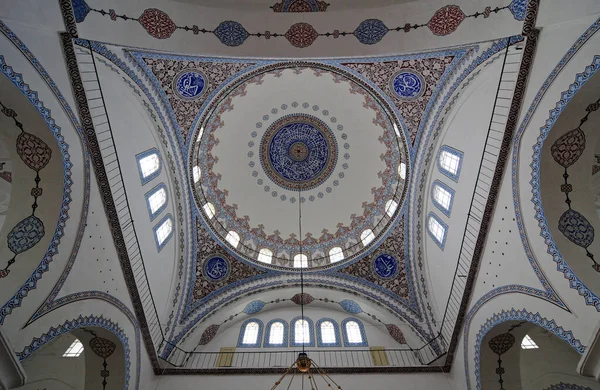 Τέμενος Και Συγκρότημα Atik Ali Pasha Που Βρίσκεται Στην Κωνσταντινούπολη — Φωτογραφία Αρχείου
