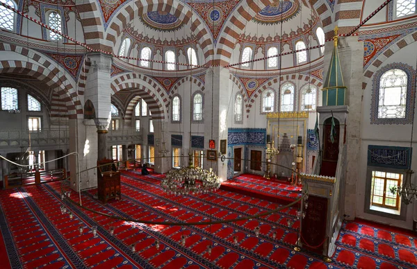 Τζαμί Και Συγκρότημα Atik Valide Που Βρίσκεται Στην Ιστανμπούλ Της — Φωτογραφία Αρχείου