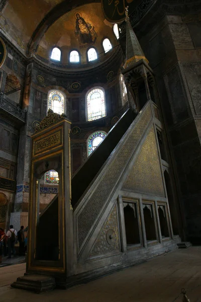이스탄불에 하기야 소피아 교회는 532 년부터 537 사이에 이스탄불 1453 — 스톡 사진