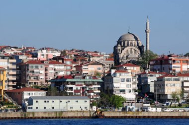 İstanbul, Türkiye 'de yer alan Ayazma Camii 1760 yılında inşa edildi..
