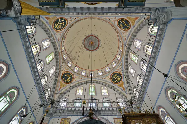 Situata Istanbul Turchia Moschea Ayazma Costruita Nel 1760 — Foto Stock