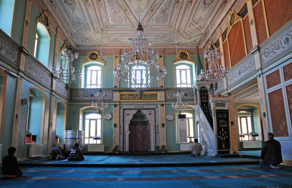 Розташована Стамбулі Туреччина Мечеть Гробниця Азіз Махмут Худаї Була Побудована — стокове фото