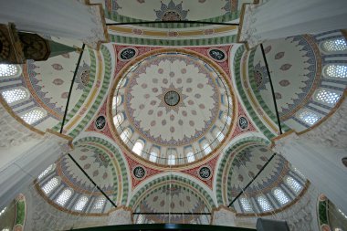 İstanbul, Türkiye 'de yer alan Cerrah Mehmet Paşa Cami ve Mezarı 16. yüzyılda Mimar Sinan tarafından inşa edildi..