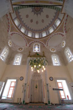 İstanbul, Türkiye 'de yer alan Cerrah Mehmet Paşa Cami ve Mezarı 16. yüzyılda Mimar Sinan tarafından inşa edildi..