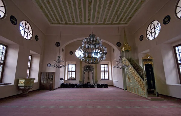 Bezmi Alem Valide Meczet Sultan Położony Dzielnicy Fatih Stambule Został — Zdjęcie stockowe
