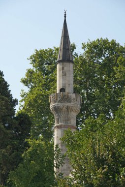 İstanbul, Türkiye 'de yer alan Cezeri Kasim Paşa Camii, 16. yüzyılın başında inşa edildi..