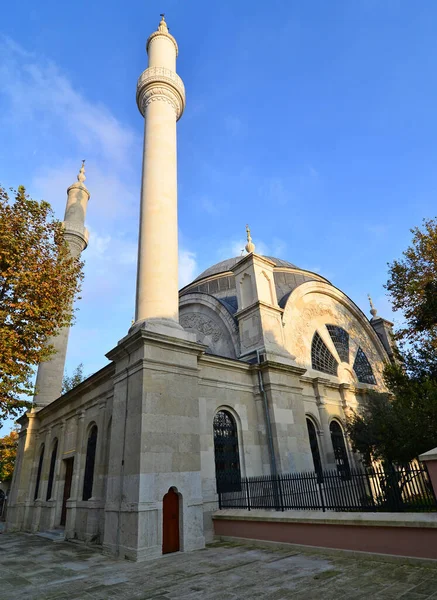 Localizado Istambul Turquia Mesquita Cihangir Foi Construída Por Mimar Sinan — Fotografia de Stock