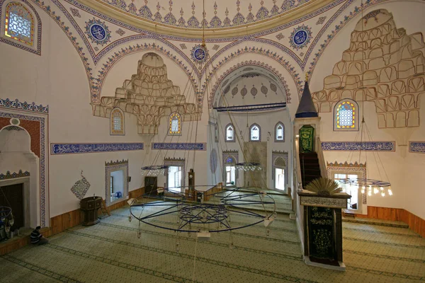 位于土耳其伊斯坦布尔的达武特帕夏清真寺和建筑群建于1498年 它是伊斯坦布尔最古老的清真寺之一 它包括清真寺 Madrasa 喷泉和坟墓 — 图库照片