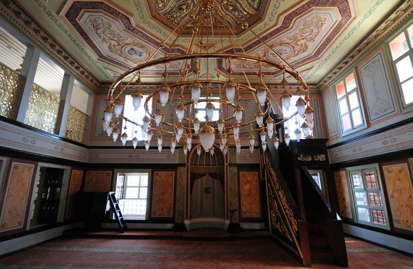 Moschea Defterdar Ibrahim Pasha Situata Istanbul Turchia Costruita Nel 1661 — Foto Stock