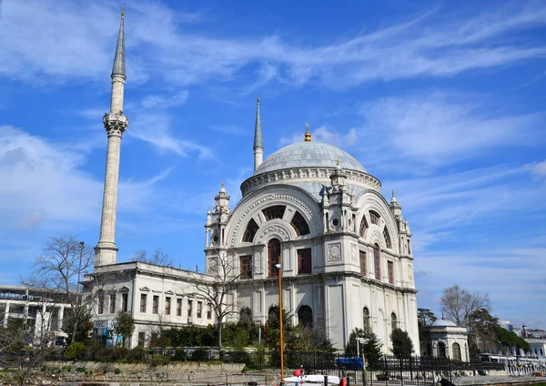 Χτισμένο Στην Κωνσταντινούπολη Της Τουρκίας Τζαμί Dolmabahce Χτίστηκε 1855 Από — Φωτογραφία Αρχείου