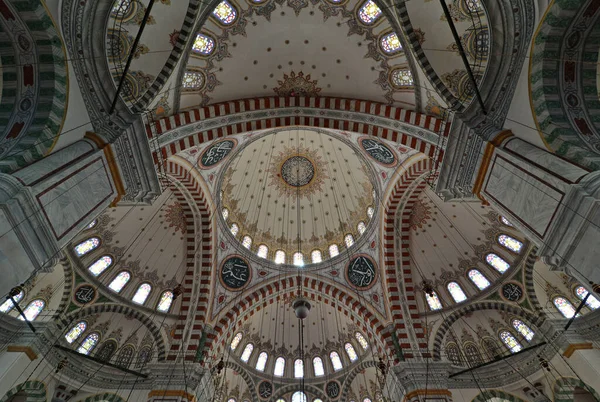 Τζαμί Φατίχ Που Βρίσκεται Στην Κωνσταντινούπολη Της Τουρκίας Χτίστηκε 1771 — Φωτογραφία Αρχείου