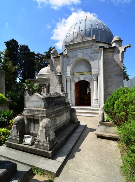 Gazi Osman Pasha Tomb Ligger Istanbul Turkiet Och Del Fatih — Stockfoto