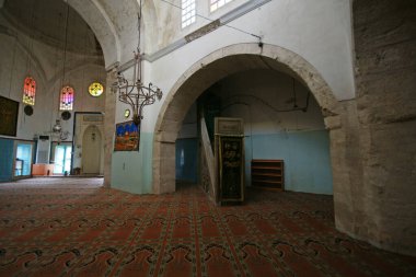 Türkiye 'nin İstanbul kentindeki Fethiye Camii veya Teotokos Pamakaristos Manastırı, 13. yüzyılın sonlarında Bizans' ın önde gelen isimlerinden Mihail Glabas Tarkaniotes tarafından kilise olarak inşa edildi.. 