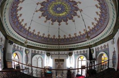 İstanbul, Türkiye 'de yer alan Hacı Kucuk Camii, 19. yüzyılda inşa edildi..