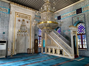 İstanbul 'un Sisli ilçesinde Hamidiye Mesrutiyet Camii bulunmaktadır. Cami Sultan Abdülhamit tarafından 1895 yılında inşa edildi..
