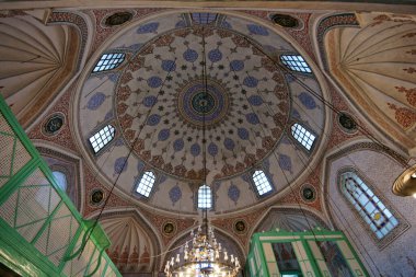 Haseki Sultan Camii ve Kompleksi, İstanbul, Türkiye 'de yer alan büyük bir kompleks. Mimar Sinan tarafından 16. yüzyılda inşa edilmiş..