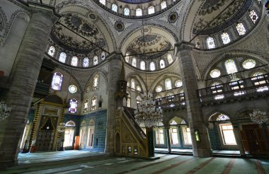 İstanbul hindisi. 30 Temmuz 2017. Hekimoğlu Ali Paşa Camii İstanbul, Türkiye 'de büyük bir kompleks. 1734-1735 yılları arasında inşa edilmiş..