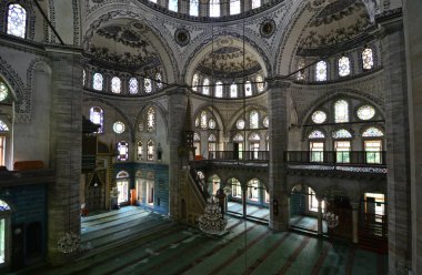 İstanbul hindisi. 30 Temmuz 2017. Hekimoğlu Ali Paşa Camii İstanbul, Türkiye 'de büyük bir kompleks. 1734-1735 yılları arasında inşa edilmiş..