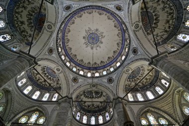 İstanbul hindisi. 30 Temmuz 2017. Hekimoğlu Ali Paşa Camii İstanbul, Türkiye 'de büyük bir kompleks. 1734-1735 yılları arasında inşa edilmiş..