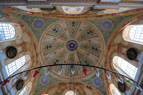 Βρίσκεται Στην Κωνσταντινούπολη Τουρκία Ismail Zuhtu Πασά Τζαμί Χτίστηκε 1866 — Φωτογραφία Αρχείου