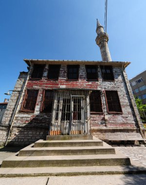 Türkiye 'nin İstanbul kentindeki Kaptan Paşa Camii 1729 yılında inşa edildi..