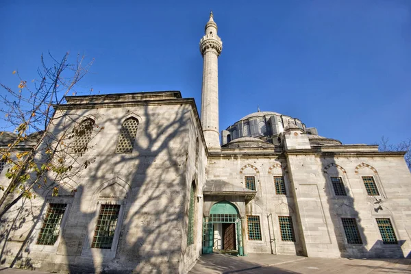 トルコのイスタンブールに位置するカラ アフメット モスクと墓は ミマール シンアンによって16世紀に建てられました — ストック写真