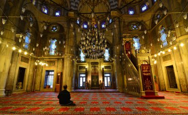 Laleli Camii, İstanbul 'un Fatih ilçesindeki Osmanlı döneminden kalma tarihi bir ibadethane. 1760-1763 yılları arasında.