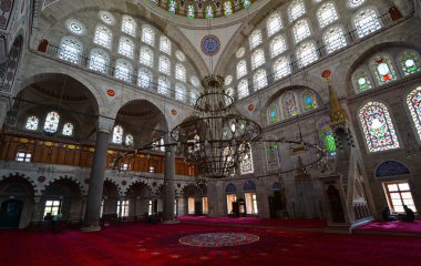 Türkiye 'nin Edirnekapi ilçesinde yer alan Mihrimah Sultan Camii ve Kompleksi 16. yüzyılda Mimar Sinan tarafından inşa edilmiştir..