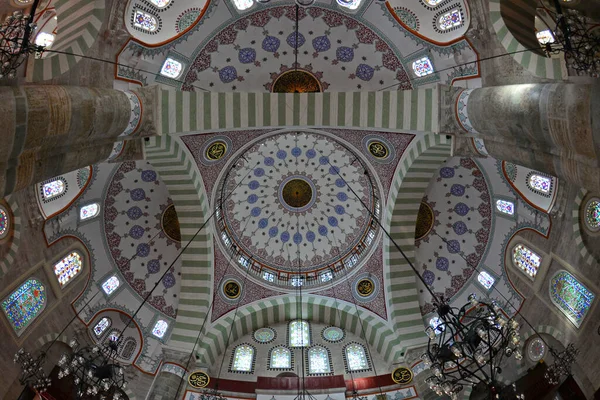 Mosquée Complexe Mihrimah Sultan Situé Dans District Uskudar Turquie Été — Photo