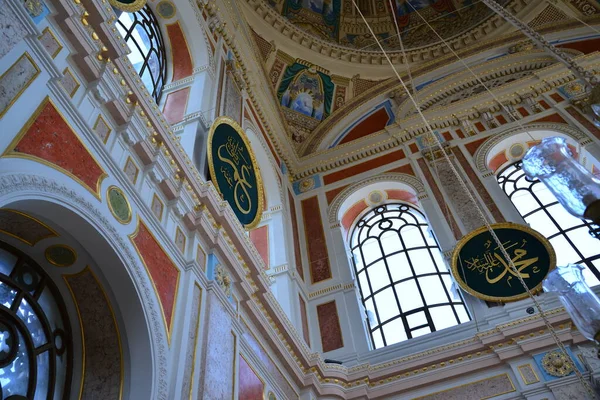Mezquita Ortakoy Ubicada Estambul Turquía Fue Construida 1854 —  Fotos de Stock